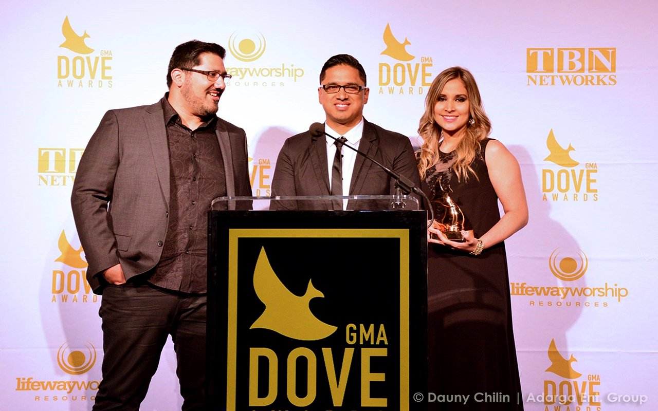 13-Miel-San-Marcos,-Premios-Dove-WEB
