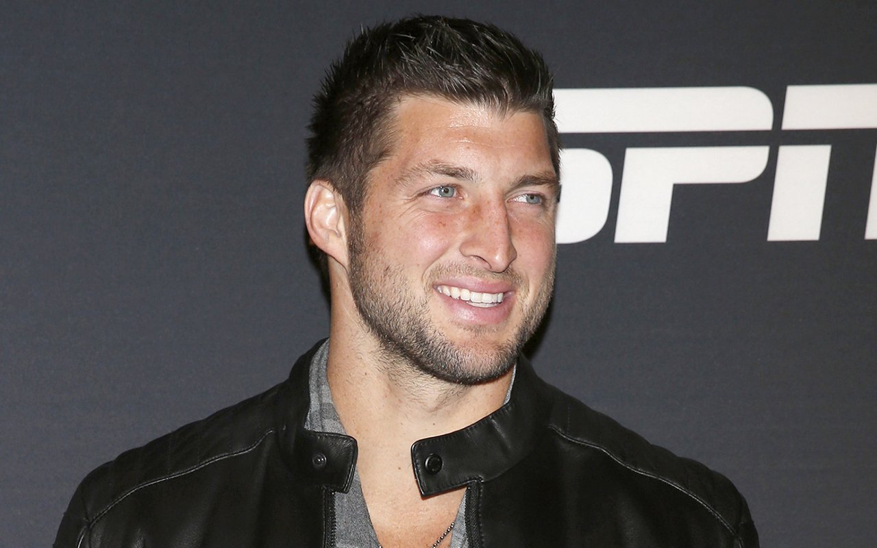 7-Tim-Tebow-WEB