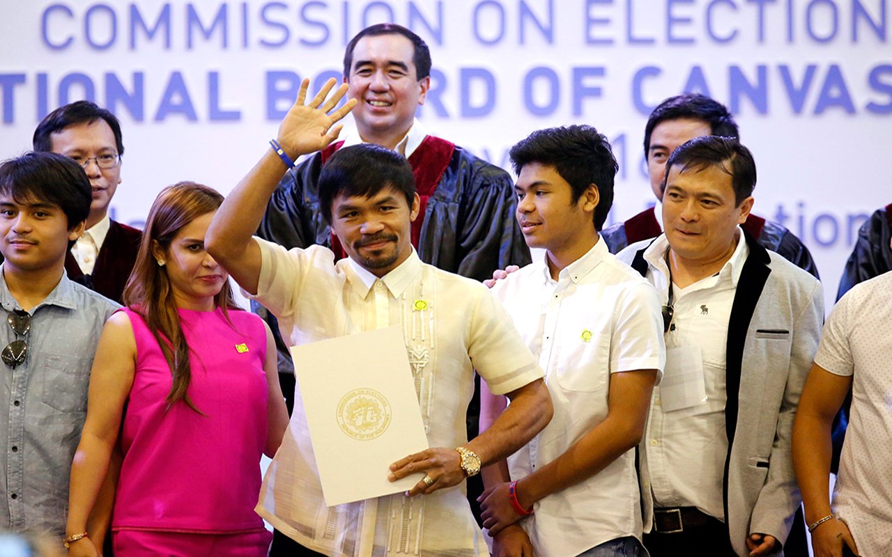 7-Manny-Pacquiao-gana-una-silla-en-el-Senado-(EFE).jpgWEB