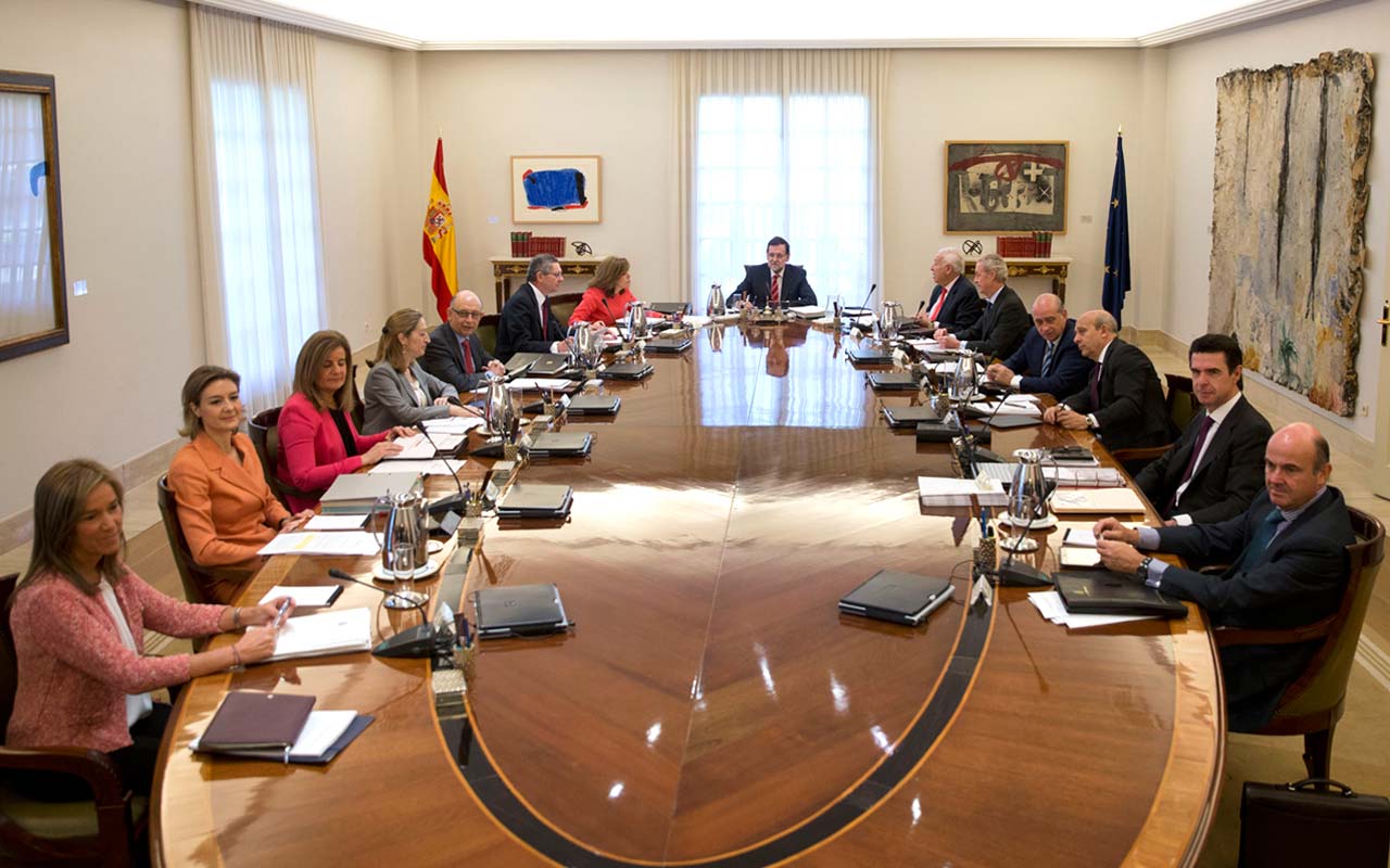 7-Consejo-de-Ministros-de-España-equipara-a-pastores-y-sacerdotes.jpg-WEB