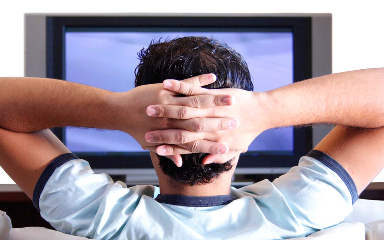 17-Viendo-porno.jpg-WEB