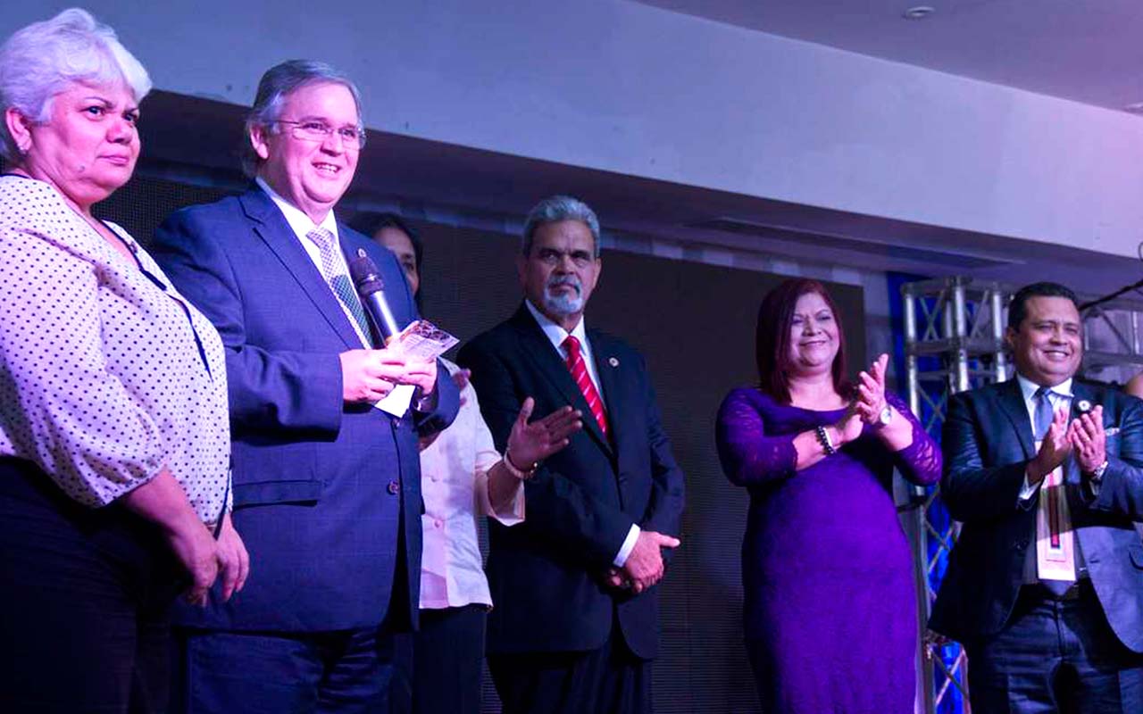 3-II-Cumbre-Empresarial-Venezuela-Tierra-de-Oportunidades.jpg-WEB