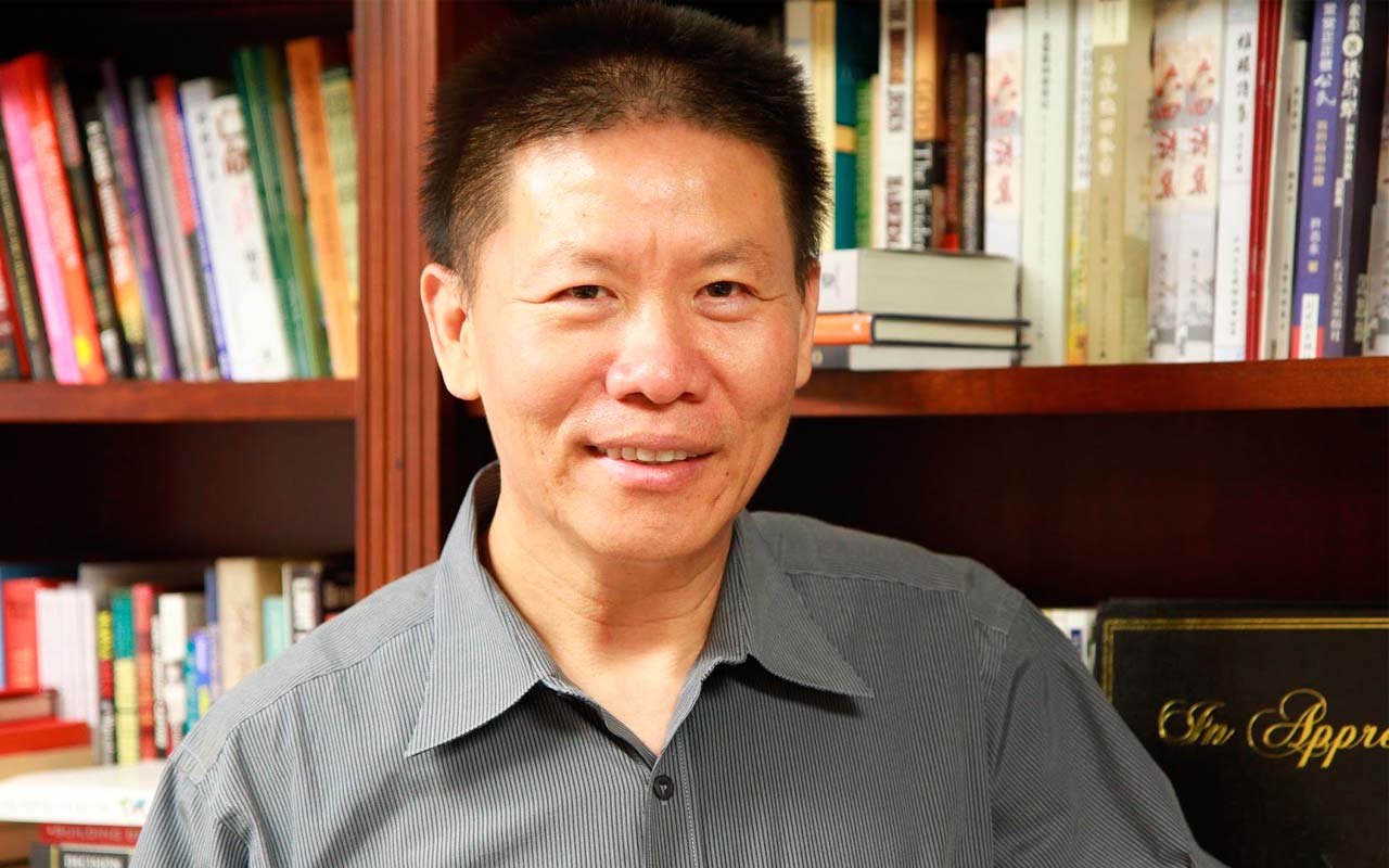 6-Bob-fu,-presidente-de-China-Aids.jpg-WEB