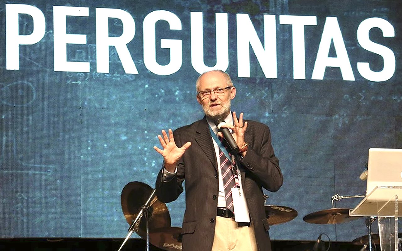 7 La ciencia admite que el hombre es creado por Dios WEB