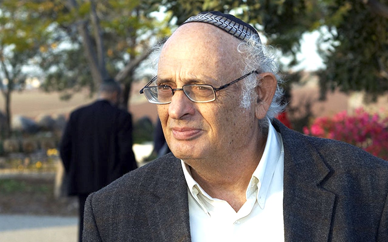 15 (1) Hillel-weiss WEB