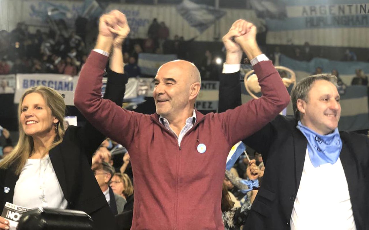 4 Gómez Centurión y Cynthia Hotton