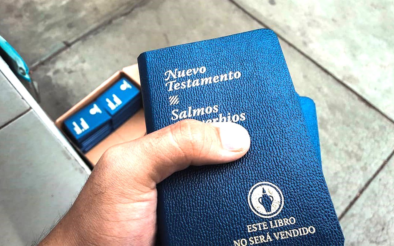 Nuevos Testamentos de los gedeones nuevo