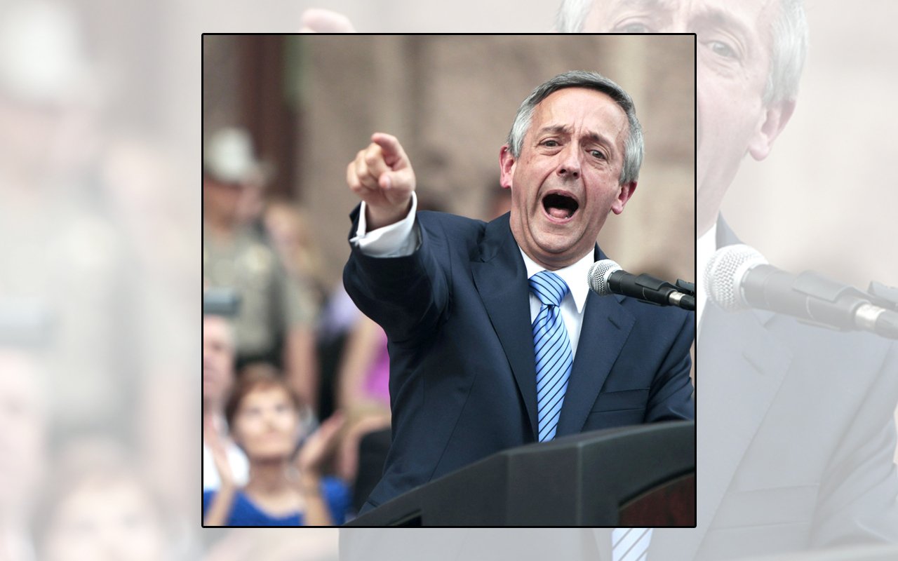 Robert Jeffress la Iglesia debe 'estar preparada' para la creciente 'persecución' bajo Biden (Newsweek) WEB