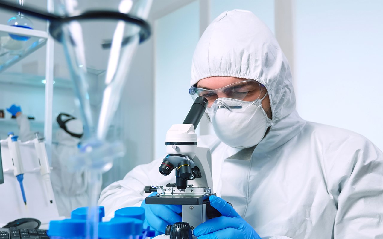 Investigación israelí sobre el Molnupiravir demuestra que puede detener la propagación del virus chino (Freepik) WEB