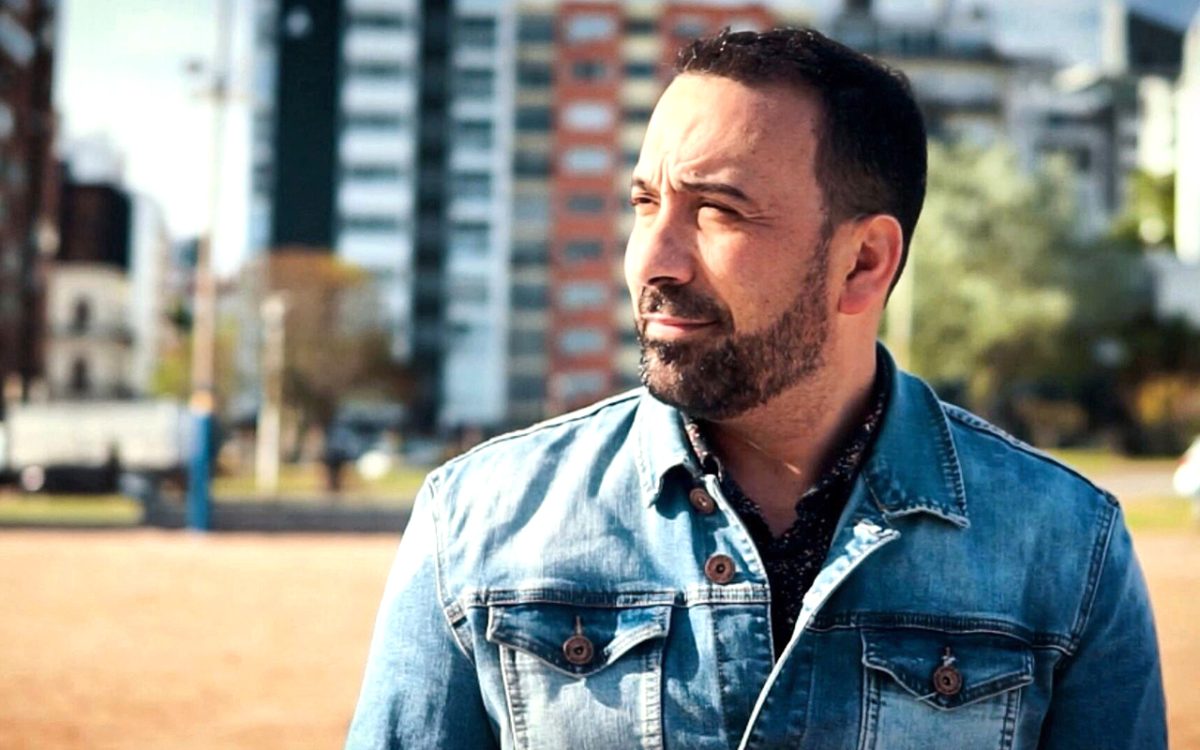 Lanzamiento del libro electrónico gratuito _Diego Reynolds su historia_ Descubre una inspiradora historia de fe disponible para todos los lectores (1) WEB