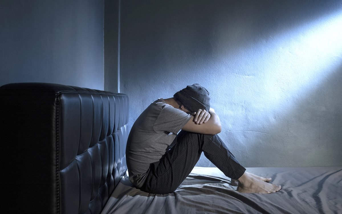 Aumentan los suicidios en Venezuela, hombres jóvenes y menores encabezan los registros (Freepik) WEB