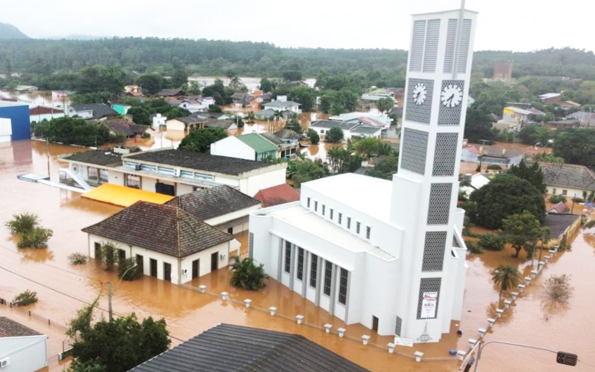 Iglesia retira donaciones tras alerta de nuevas inundaciones en Brasil WEB