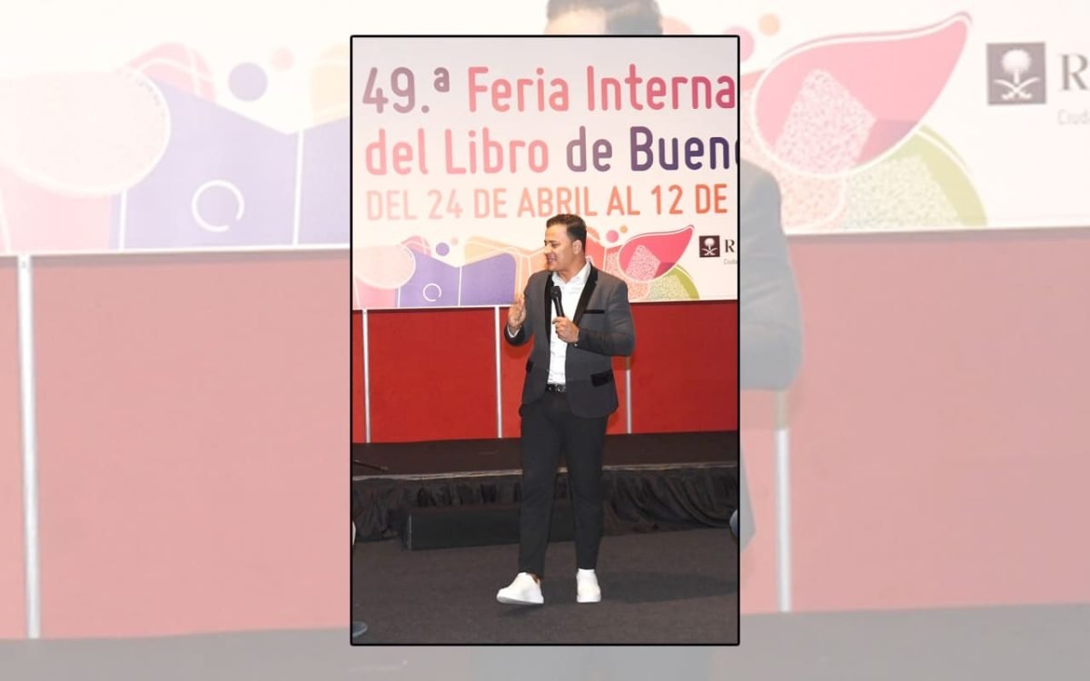 Profeta Ronny Oliveira presentó su libro en la Feria Internacional del Libro de Buenos Aires WEB