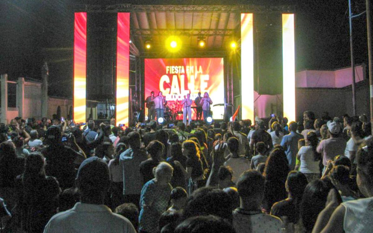 Brisas del Lago recuerda que Dios no los ha abandonado en la Fiesta en la Calle WEB