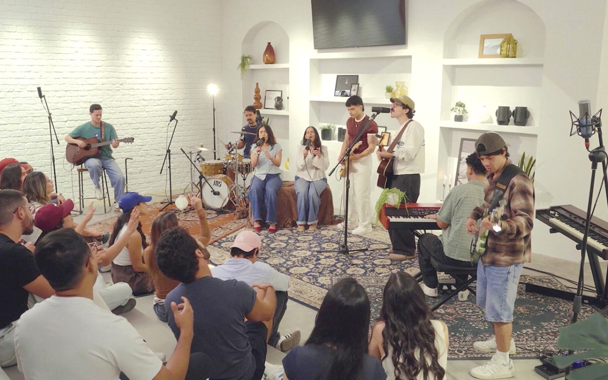 Living presenta Ímpetu (la potencia de tu amor) una declaración sobre la fuerza de Dios en la debilidad humana WEB