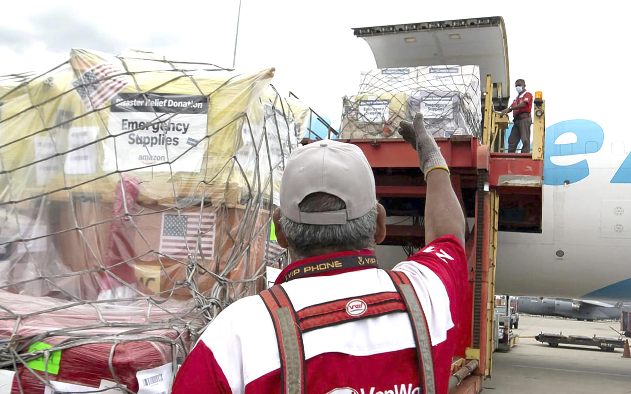 Continua llegando ayuda humanitaria a Venezuela WEB