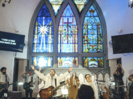 Omar Rodríguez presenta ‘Roca firme’, una canción sobre la fidelidad de Dios