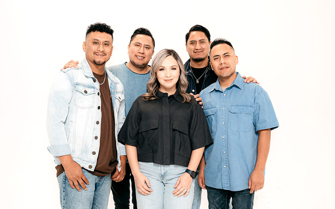 Intimidad Music presenta _Te entrego todo_ una poderosa declaración de rendición, fe y adoración WEB