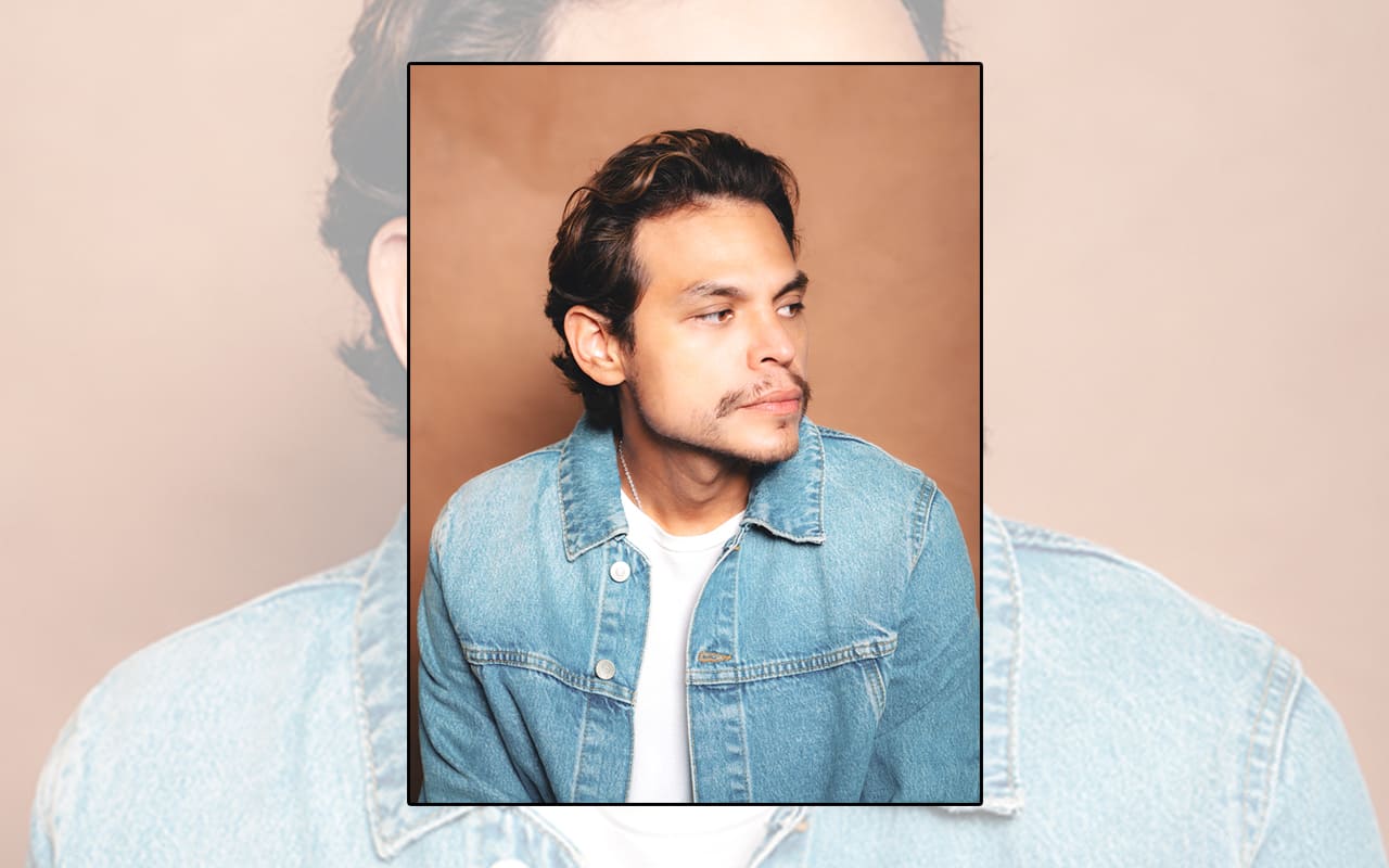 Lowsan Melgar presenta 'En tu lugar', la adoración de quien desea permanecer en la presencia de Dios WEB