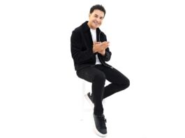 Emir Sensini clama por un nuevo tiempo espiritual con ‘Un despertar’